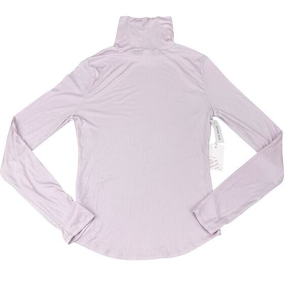 Aritzia Sunday Best Community Freshman Ribbed Turtleneck In Sugarplum Lilac - Picture 5 of 5